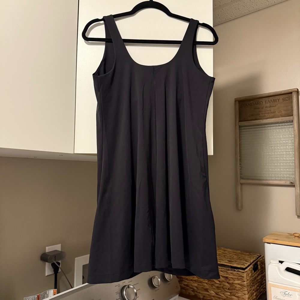 Old Navy Active Powersoft athletic dress - Picture 2 of 7
